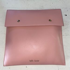 Barefoot Blonde 24'' Classic in Black Licorice